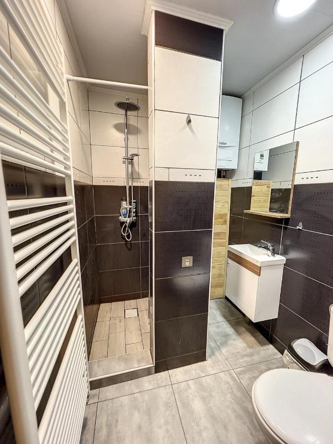 Апартаменти Charbonnel 1 B Charleroi-Airport Екстер'єр фото
